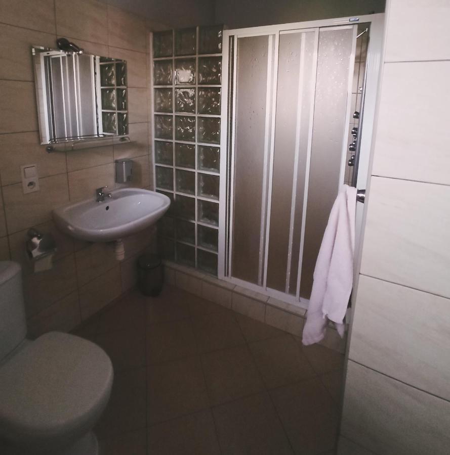 Pokoje Goscinne Kropka Tarnowskie Góry Exterior foto